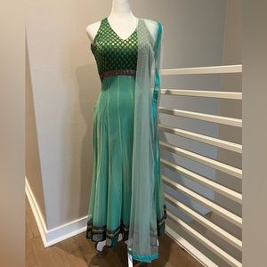 Anarkali - halter style, XS petite, green